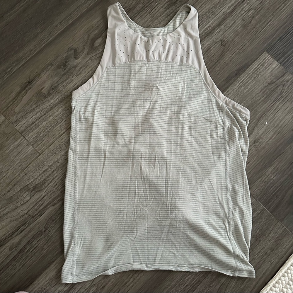 Lululemon tank top